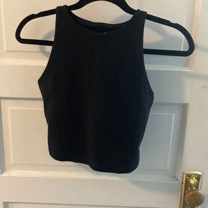 5 for the price of 3! Old Navy Active PowerChill Light Support Tank Size S